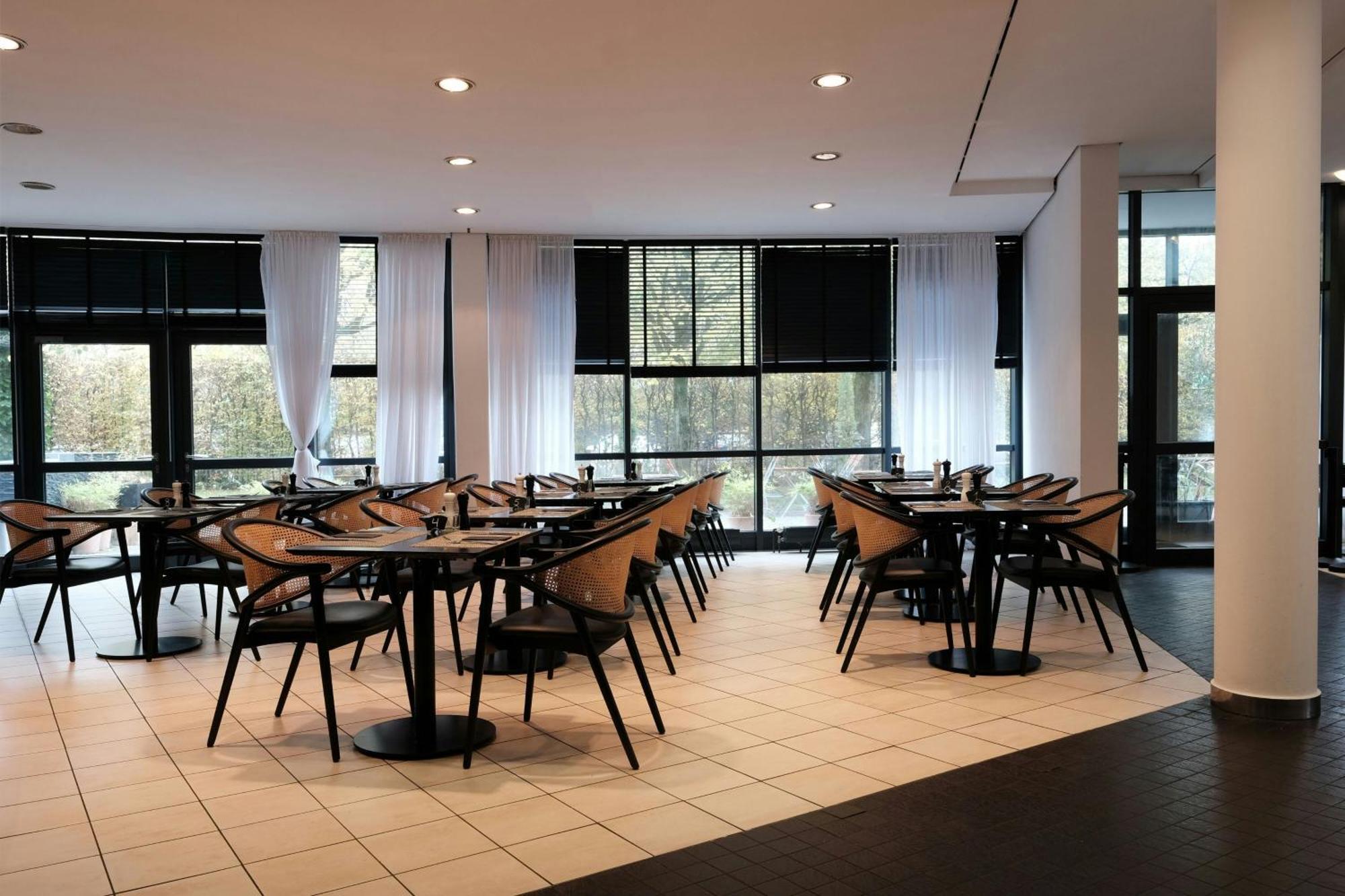 Four Ratingen Dusseldorf Airport Hotel Ngoại thất bức ảnh