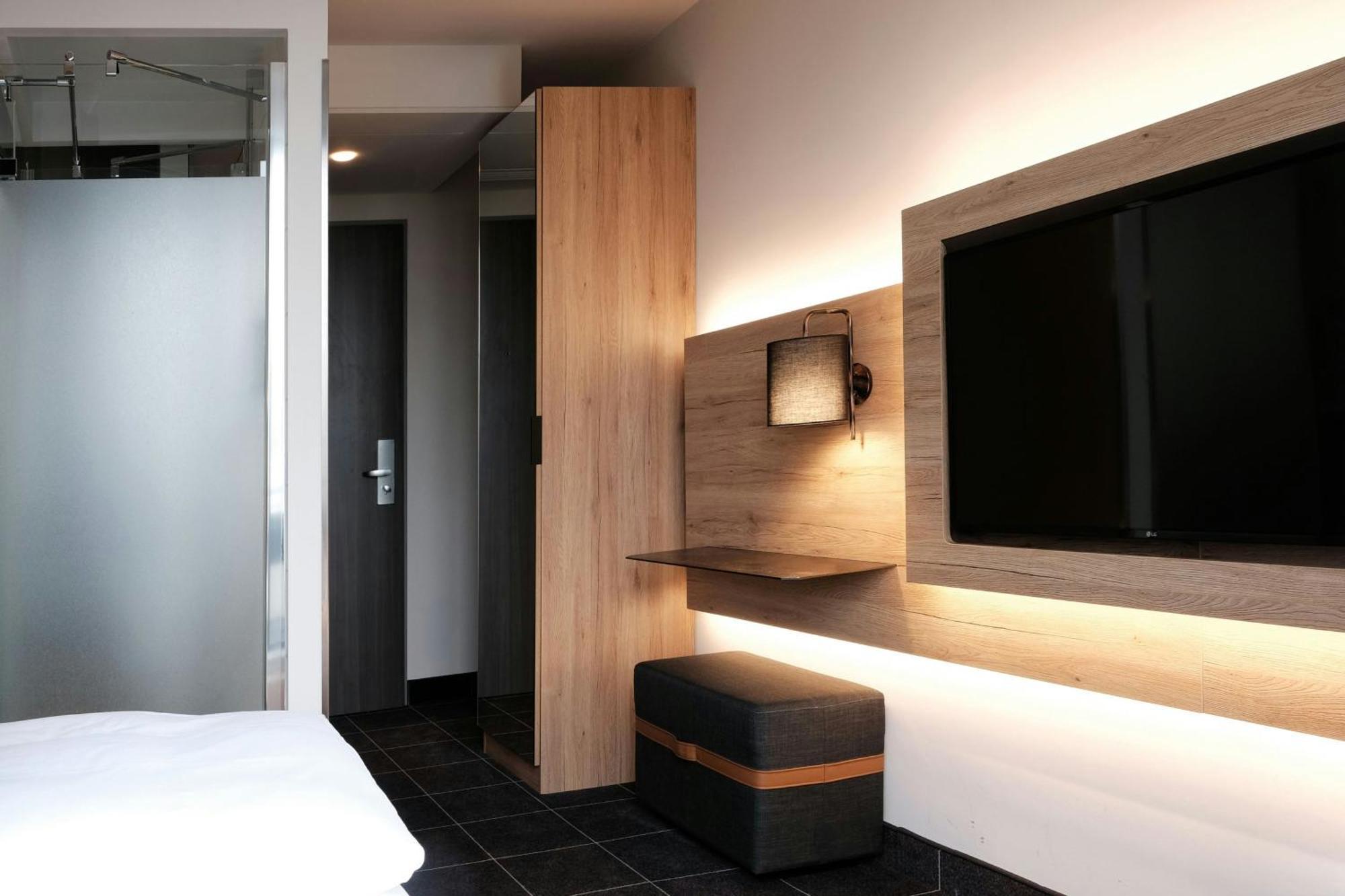 Four Ratingen Dusseldorf Airport Hotel Ngoại thất bức ảnh