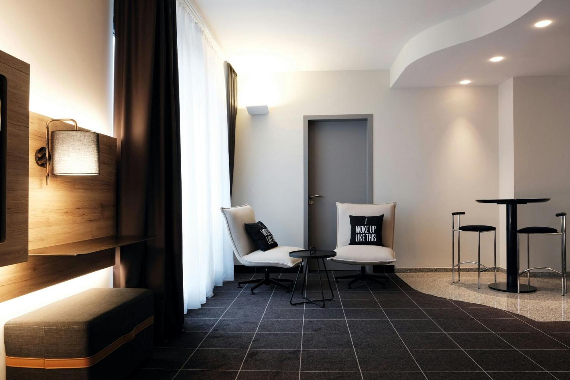 Four Ratingen Dusseldorf Airport Hotel Ngoại thất bức ảnh